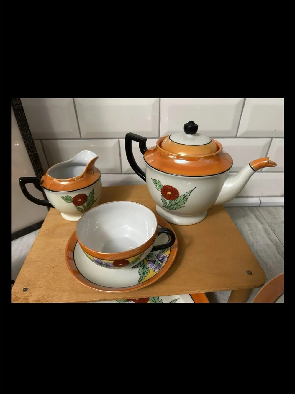Chikatamachi Tea Pot, Creamer, Saucer And Bread Plates,Tea Cups Made In Japan HP